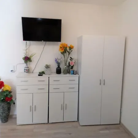 Apartment Ferienwohnung Talblick 2b *